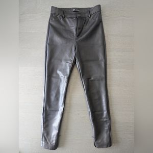 Black Vegan Leather Cropped Pant